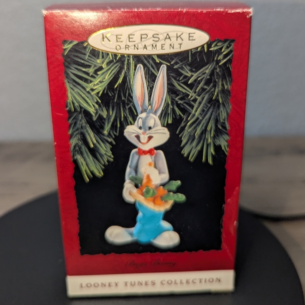 Hallmark Keepsake Ornament Looney Tunes Collection Bugs Bunny-Christmas 1993